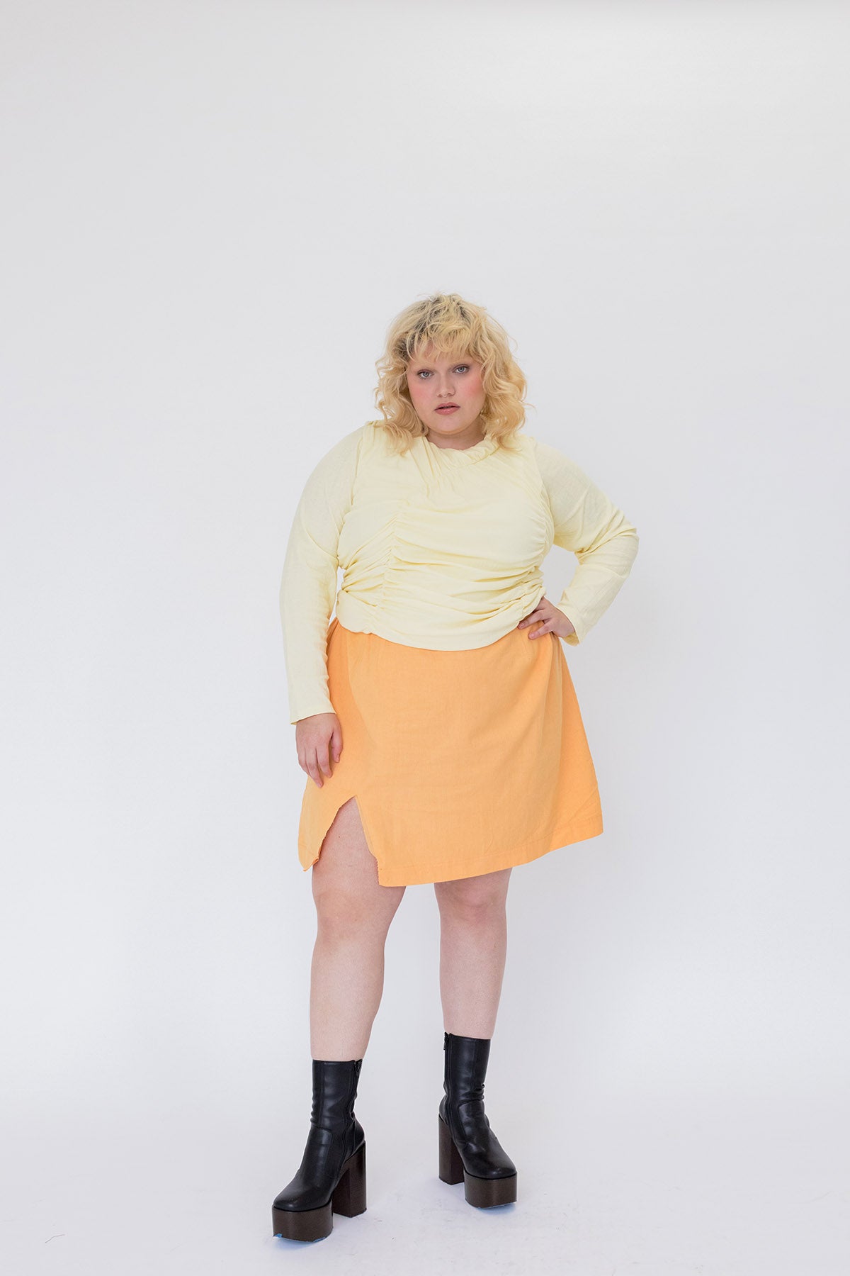 Lisa Skirt - Cantaloupe – WRAY