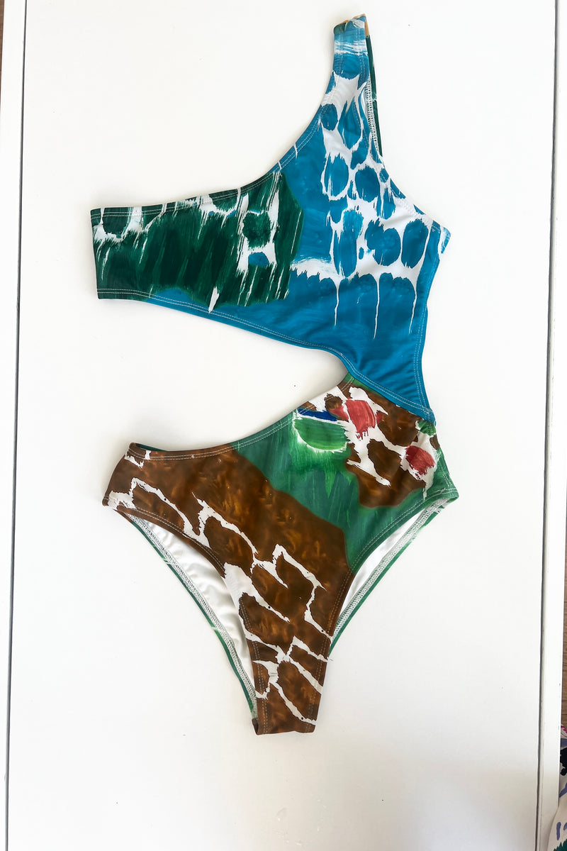 Deux Suit Coastal Land Sample