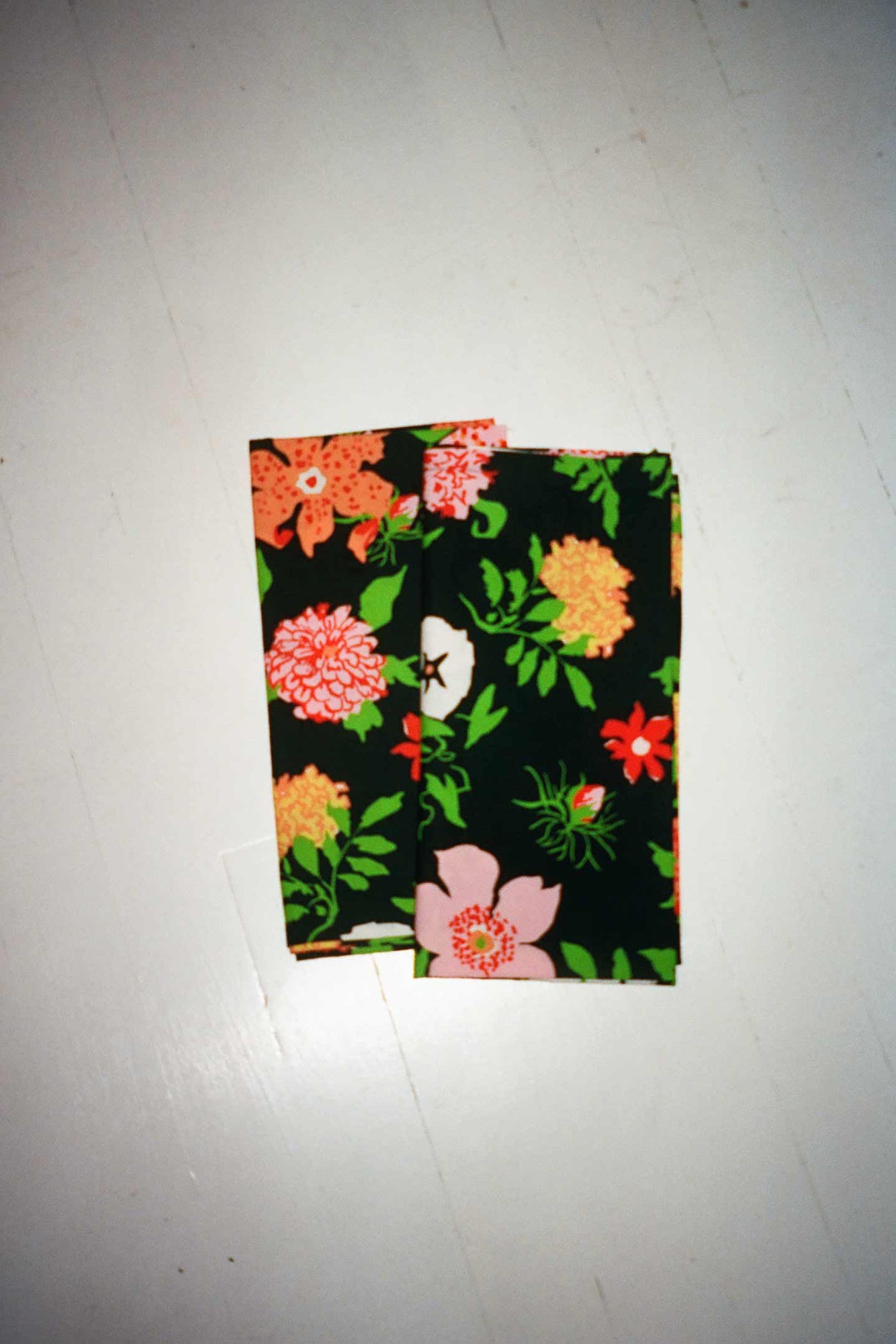 Bulk Cloth Napkins, Set of 10, Vintage Floral Inspired Cotton Fabrics, –  ChowwithMe
