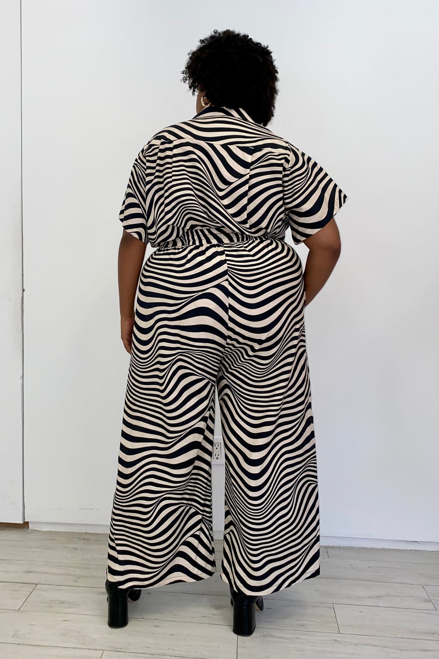 Archive | Lounge Pants - Black Swirl