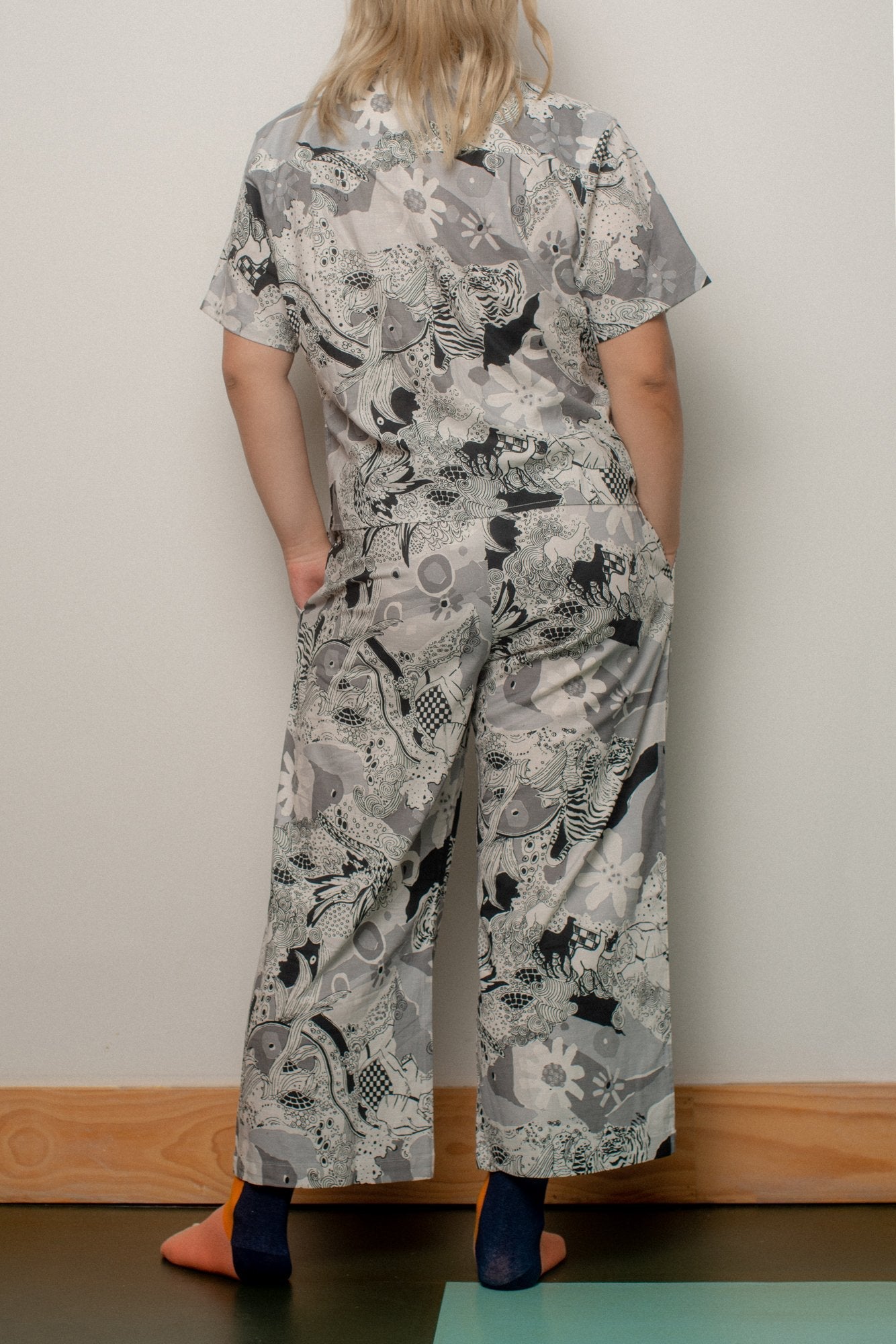 Long Lounge Set - Graphic Parade WRAY 