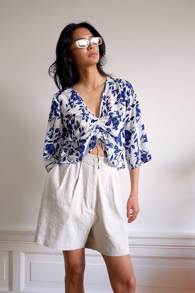 Hayley Top - Pottery Floral – WRAY Hayley Top - Pottery Floral – WRAY